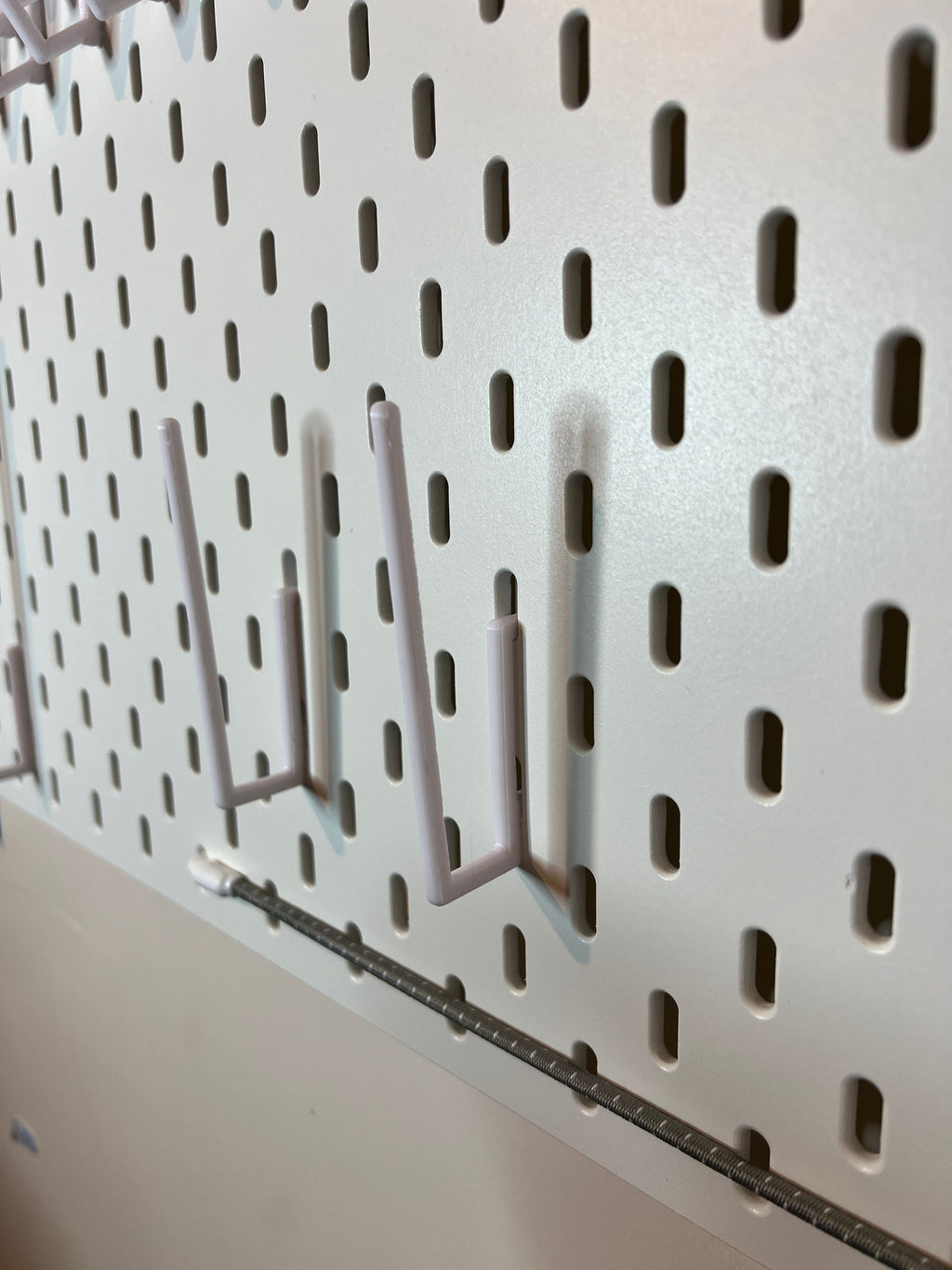 IKEA SKADIS Letter Holder | 3D Printed Pegboard Accessories Organiser (White)