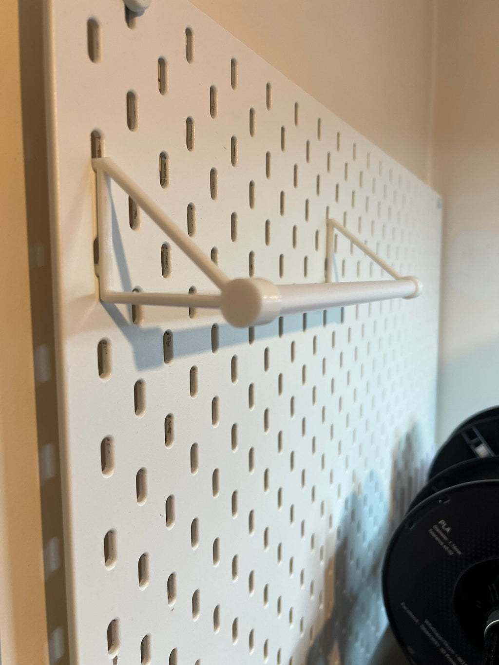 IKEA SKADIS Compatible rail.
