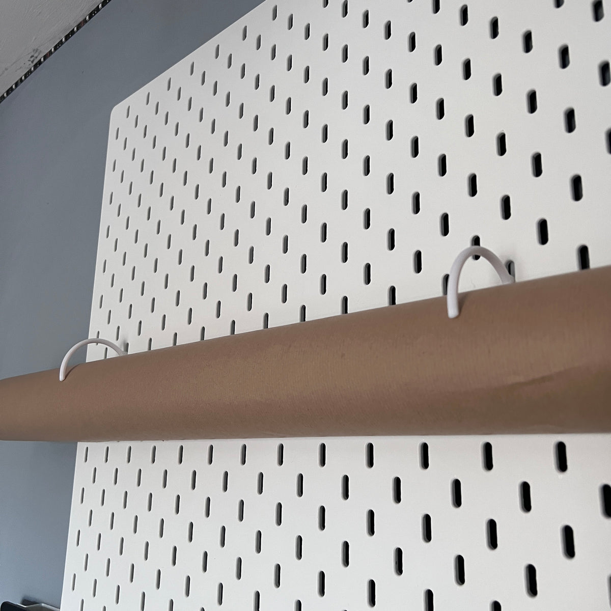 IKEA SKADIS Wrapping Paper Holder: 3D Printed Pegboard Organiser