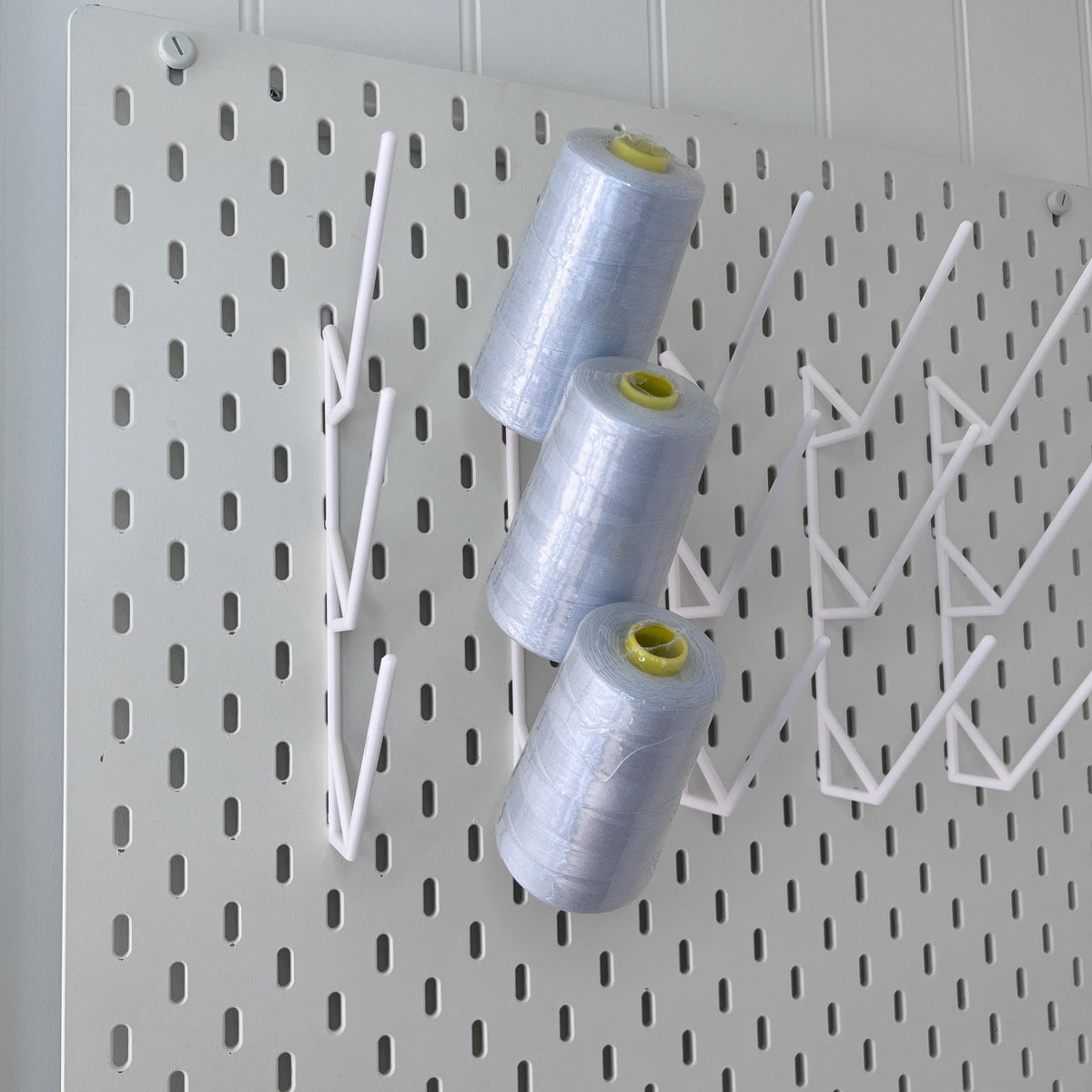 IKEA SKADIS Spool Holder (Pack of 5): 3-Prong Thread Organiser, Overlocker spool size