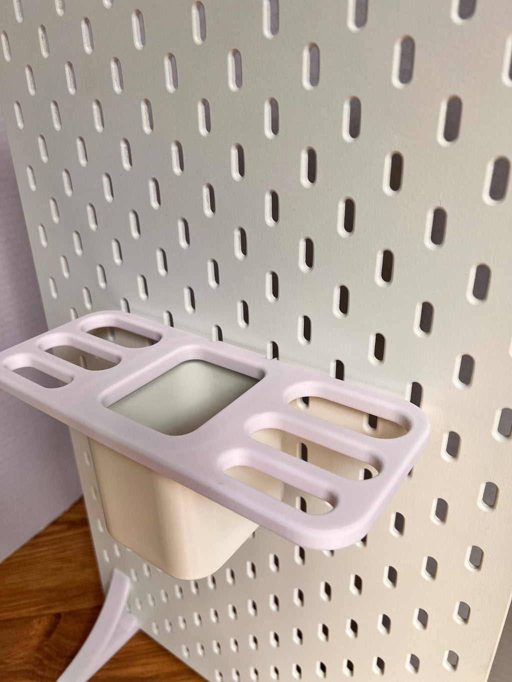 IKEA SKADIS Compatible scissor organiser,Scissor Storage.(excludes pot)