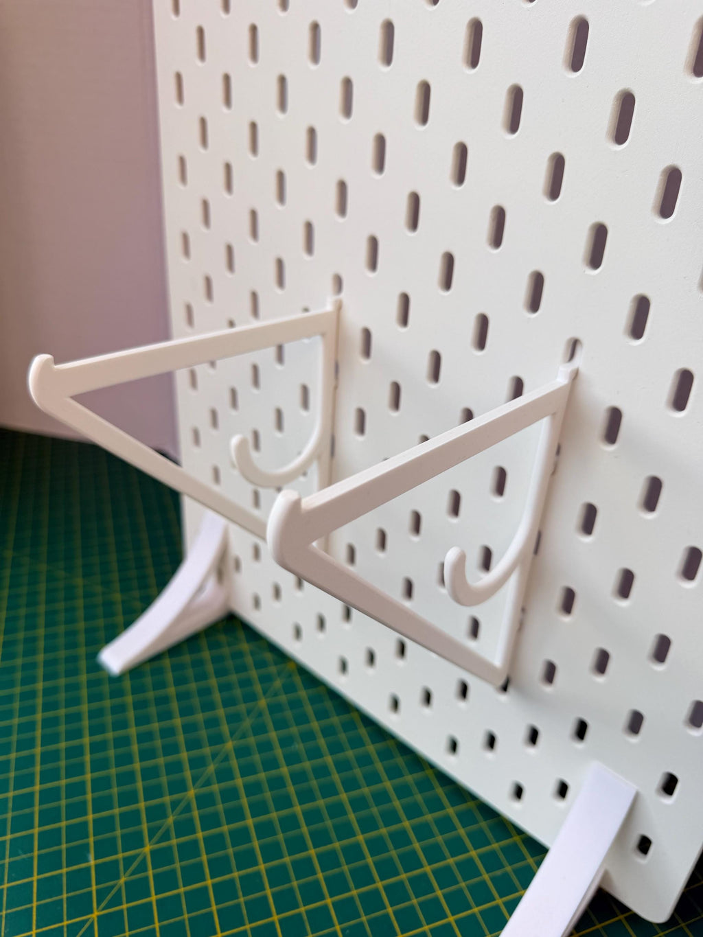 Ikea Skadis Pegboard Shelf | Crafting Iron Holder with Cable Storage